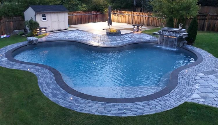 Top Pool Builders Dallas | Custom Pool Construction | AquaVida Pools & Spas
