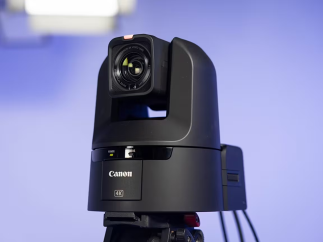 CR-N400 — Create Magical Holiday Videos with Ease